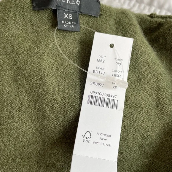 J. Crew Turtleneck Sweater NWT - Picture 4 of 5